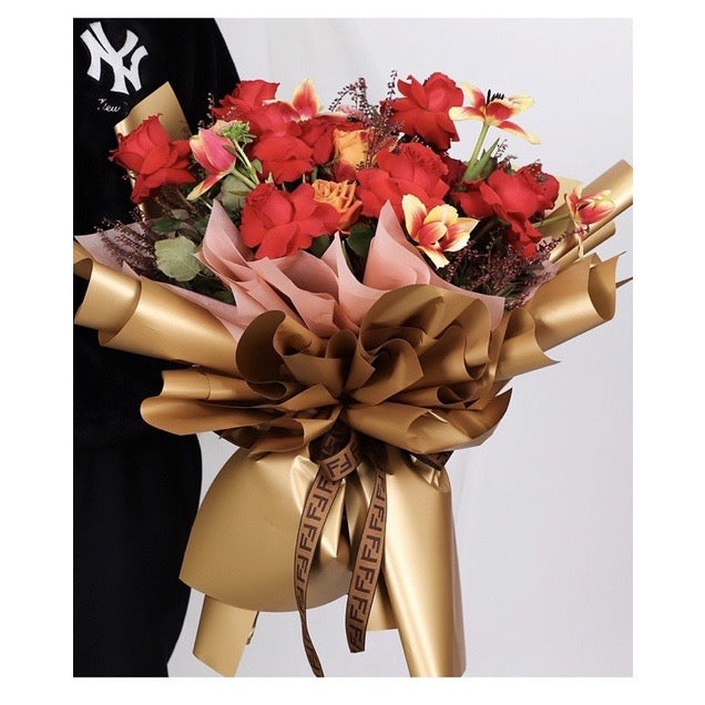 18pcs Double-Sided Solid Gold Tone Colored Wrappers Bouquet Wrapping Materials (Waterproof)