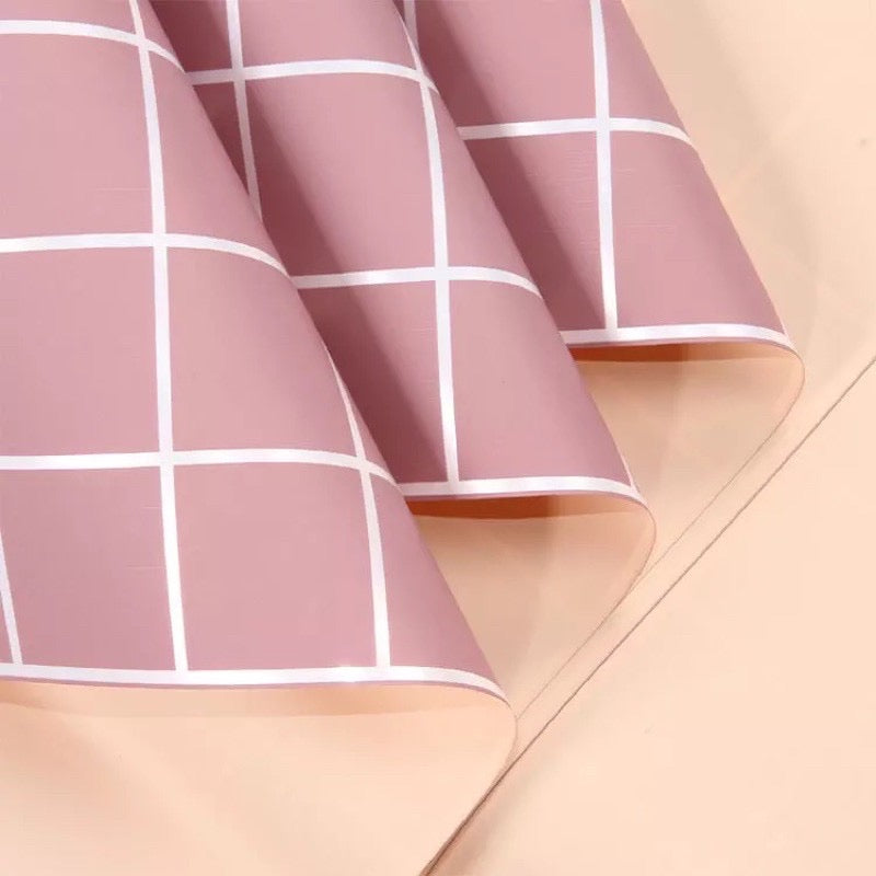 20pcs in 1 Pack Checkered Wrappers Two Sided Bouquet Wrapping Material (Waterproof)