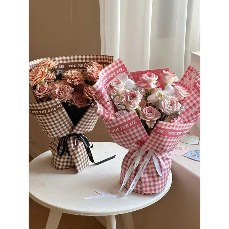 20pcs Small Grid Wrappers Bouquet Wrapping Materials (Waterproof)